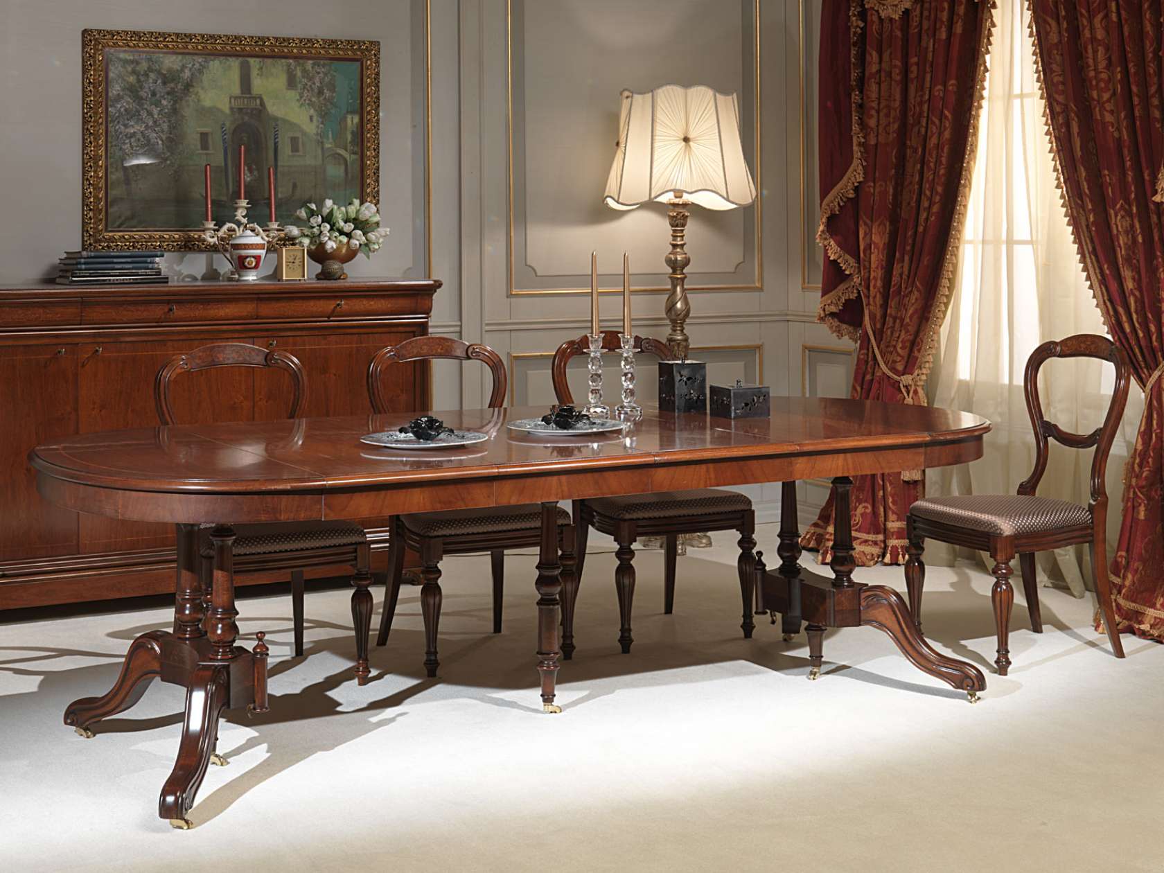 Три больших стола. Vimercati Furniture столы. Стол для гостиной. Большие обеденные столы для гостиной. Стол классический.
