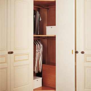 Modular classic wardrobe with corner element, wooden interiors
