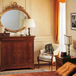 Walnut chest of drawers with marquetry, gold leaf mirror. 800 francese classic luxury collection