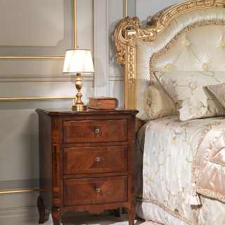 Classic walnut night table, 800 francese collection, with capitonné headborad luxury bed with golden carvings