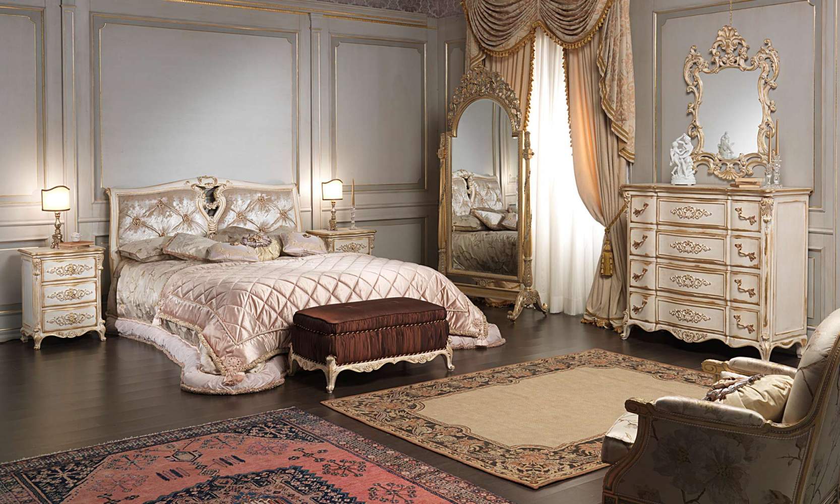Camera da letto classica in stile Luigi XVI, letto, panca imbottita, comodino, comò, specchiera e specchiera su ruote