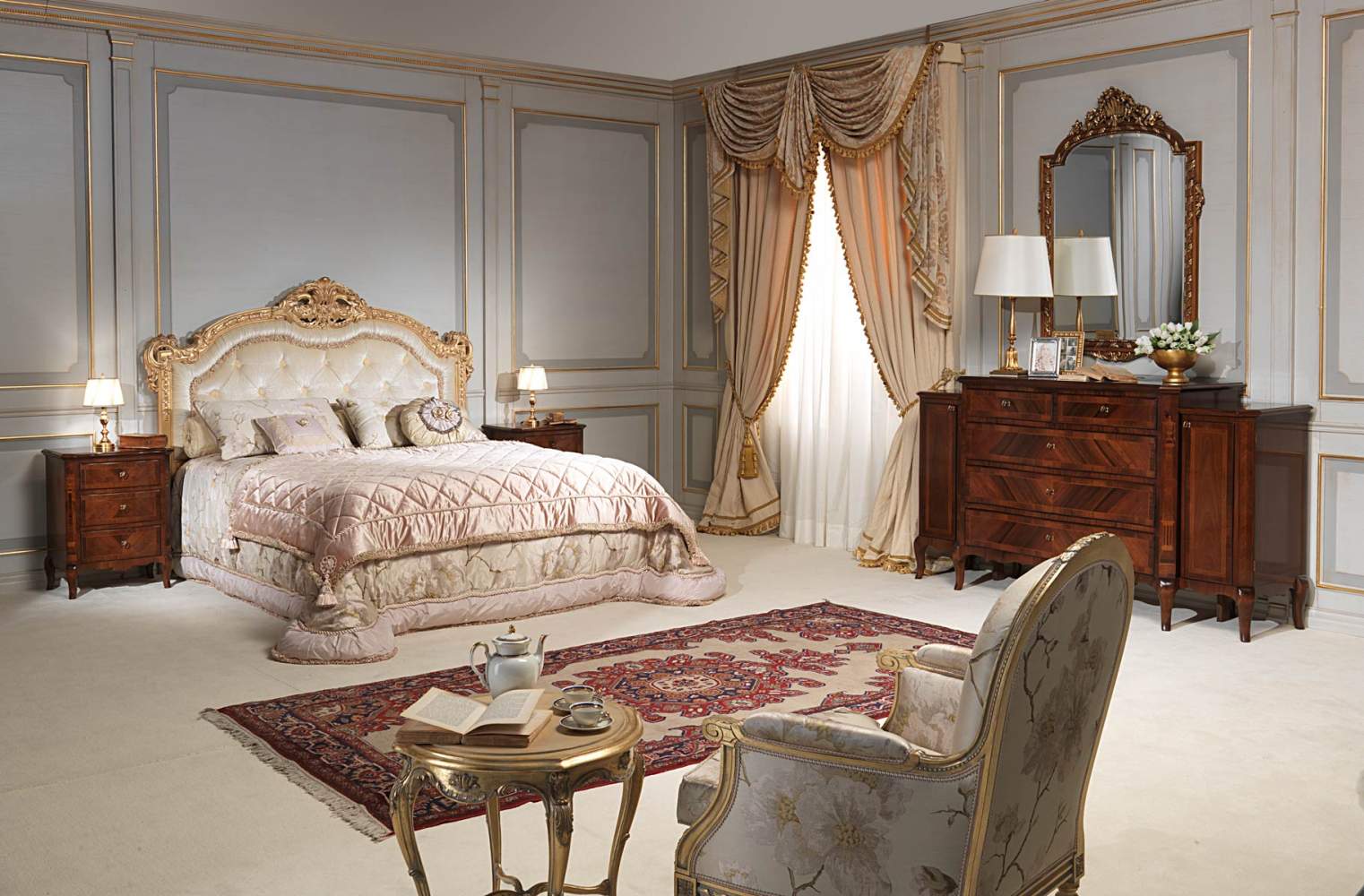 Camera da letto classica 800 francese