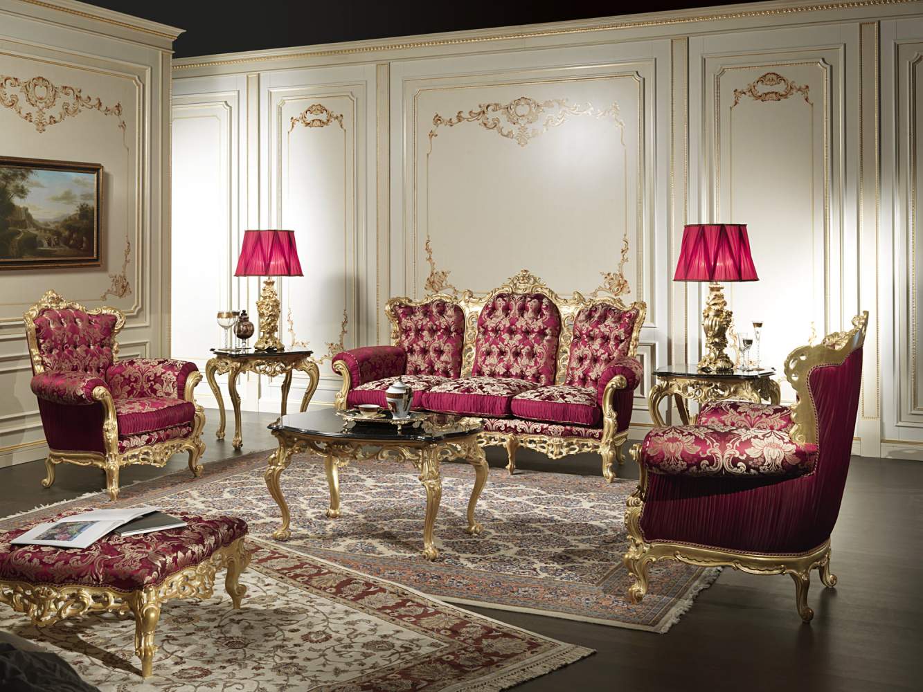 Salotto Barocco classico di lusso con intagli e dorature eseguiti a mano
